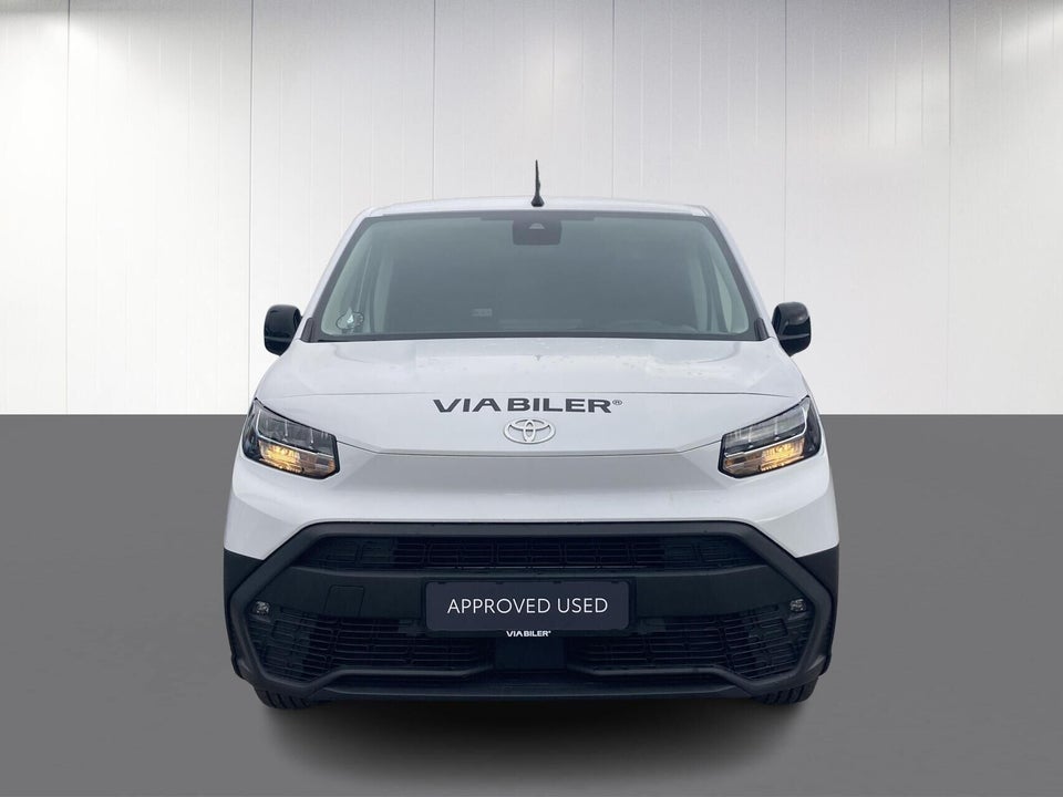 Toyota ProAce City 1,2 T 110 Medium Comfort 5d