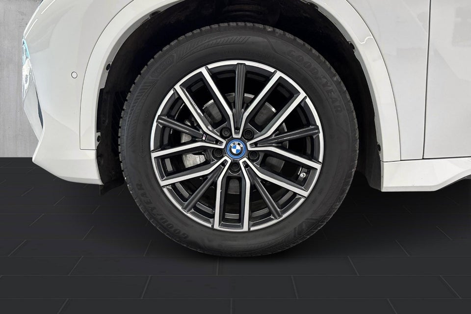 BMW iX1 eDrive20 M-Sport 5d