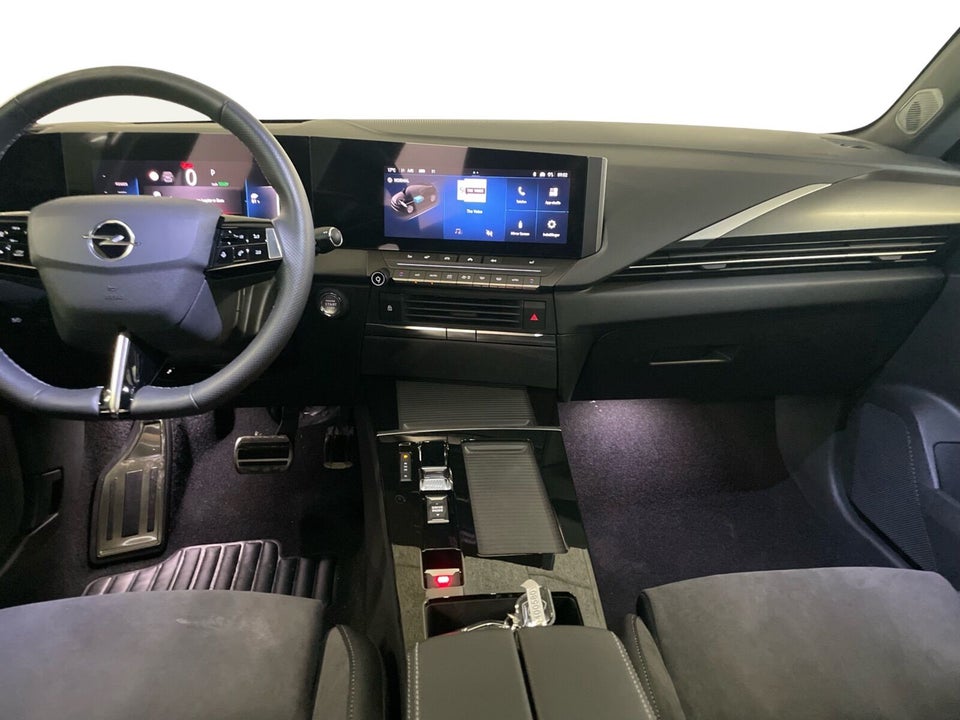 Opel Astra-e 54 GS 5d