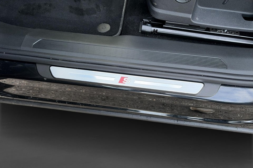 Audi Q4 e-tron 45 S-line Edition 5d