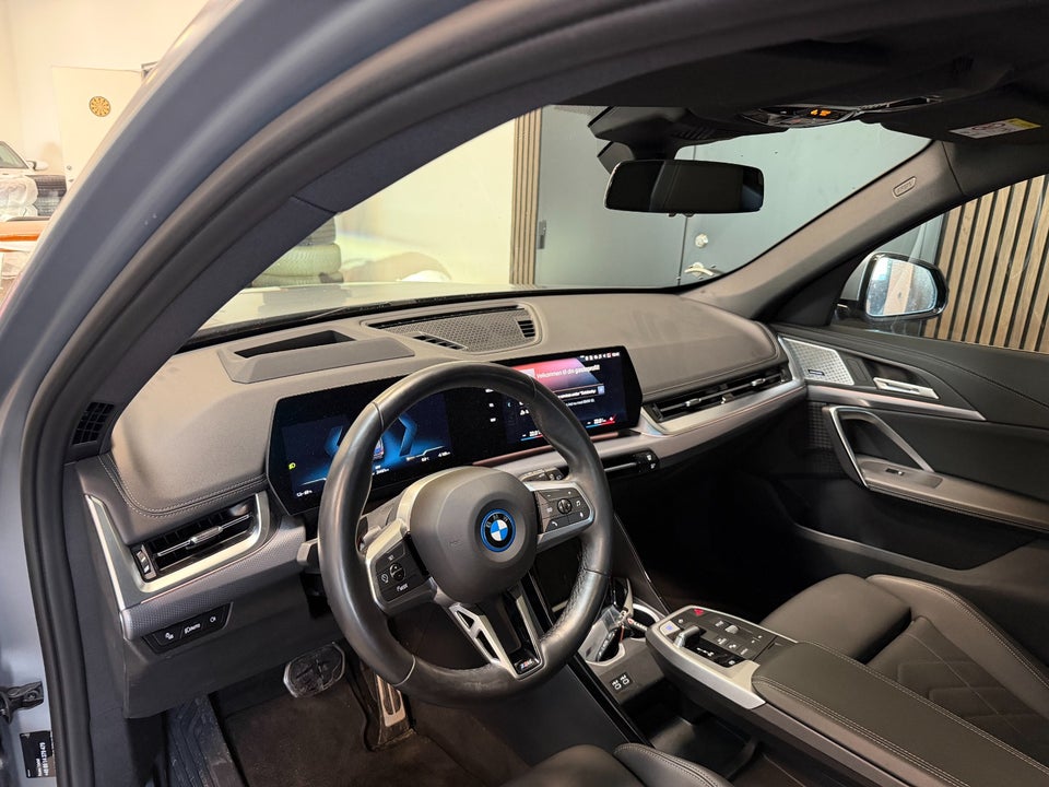 BMW iX1 xDrive30 Fully Charged M-Sport 5d