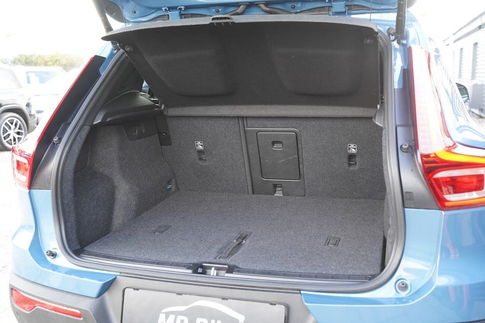 Volvo EX40 Twin Performance Plus 5d