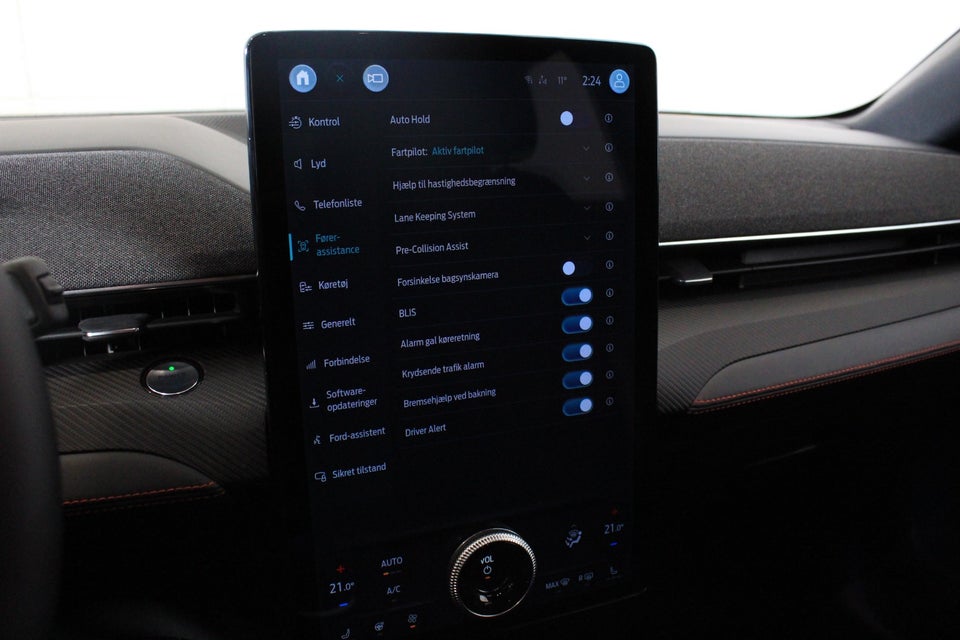 Ford Mustang Mach-E 98 Premium Extended Range 5d