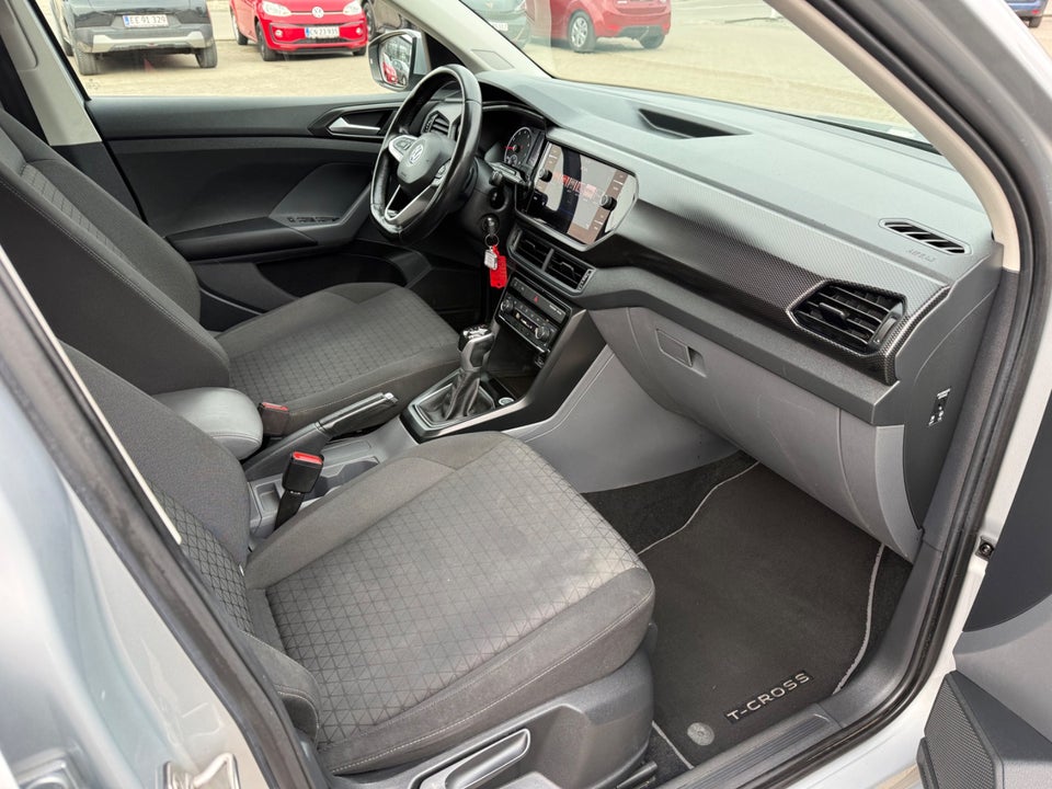 VW T-Cross 1,0 TSi 115 Life DSG 5d
