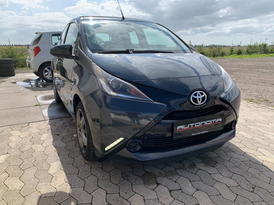 Toyota Aygo 1,0 VVT-i x-sky 5d