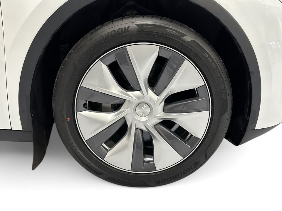 Tesla Model Y RWD 5d