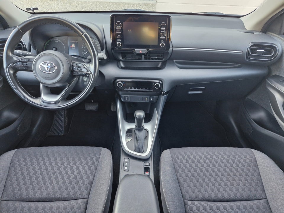 Toyota Yaris 1,5 Hybrid Active e-CVT 5d