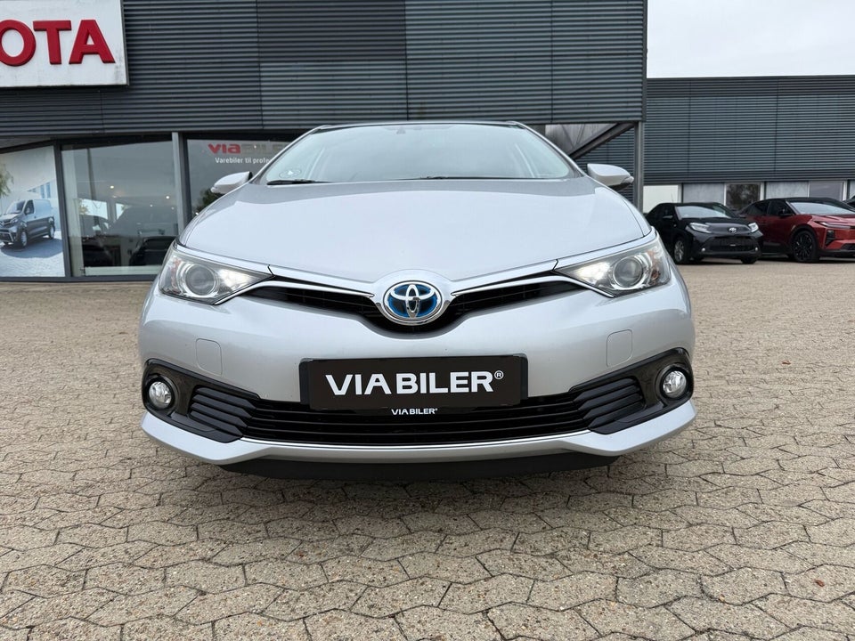 Toyota Auris 1,8 Hybrid H2 Comfort CVT 5d