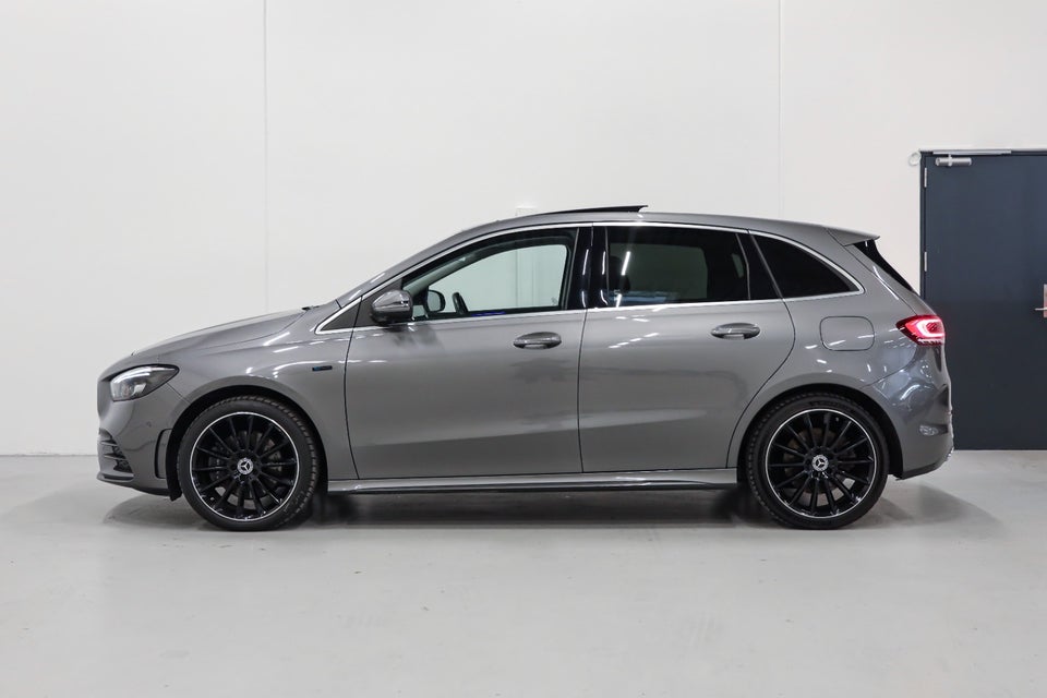 Mercedes B250 e 1,3 AMG Line aut. 5d