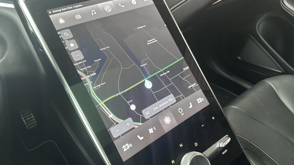 MG Marvel R Luxury 5d