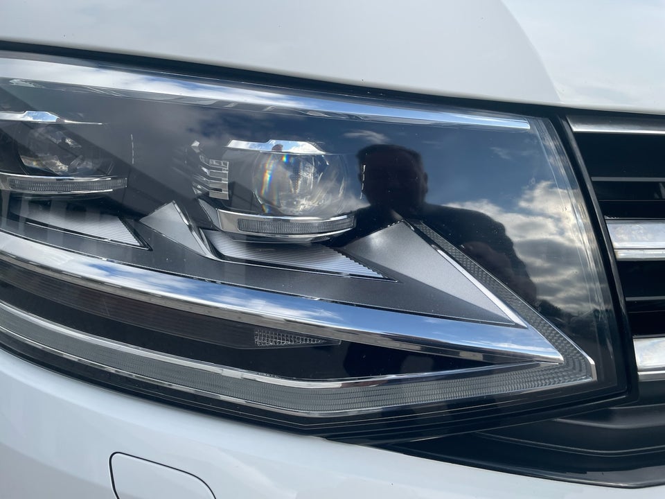 VW Transporter 2,0 TDi 204 Kassevogn DSG lang
