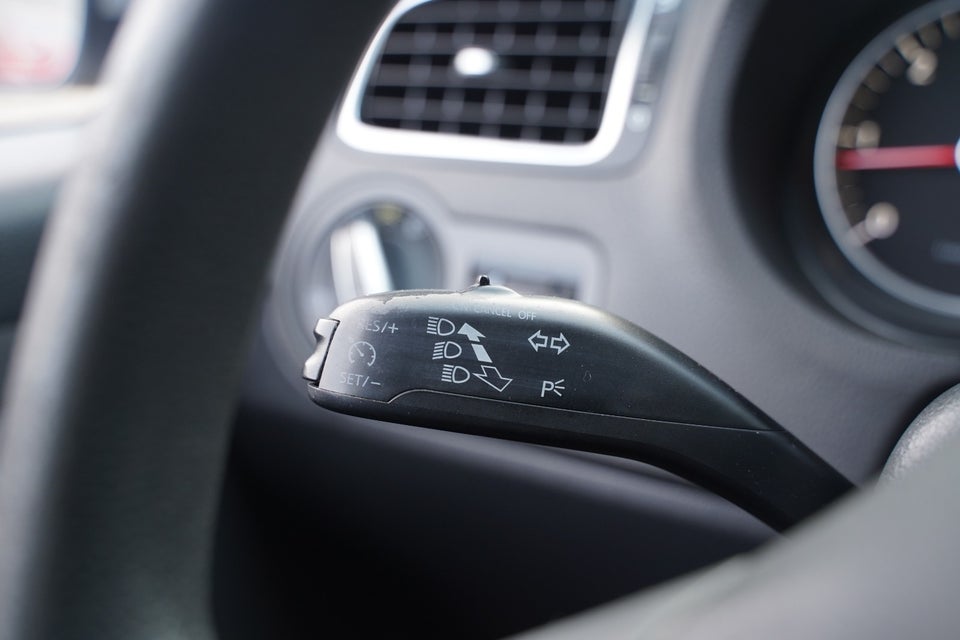 VW Polo 1,6 TDi 90 Comfortline BMT 5d