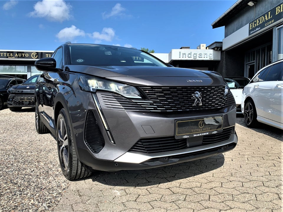 Peugeot 3008 1,6 Hybrid First Selection EAT8 5d