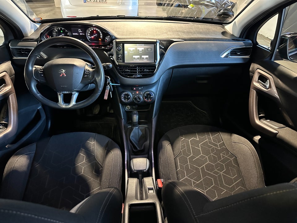 Peugeot 2008 1,2 VTi 82 Allure 5d