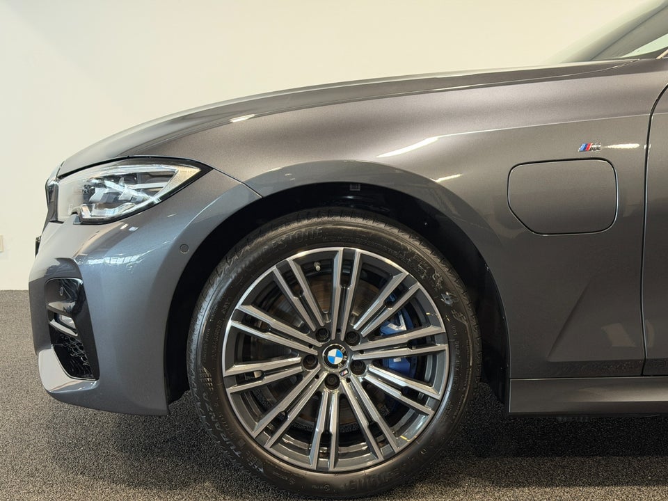 BMW 330e 2,0 Touring M-Sport aut. 5d