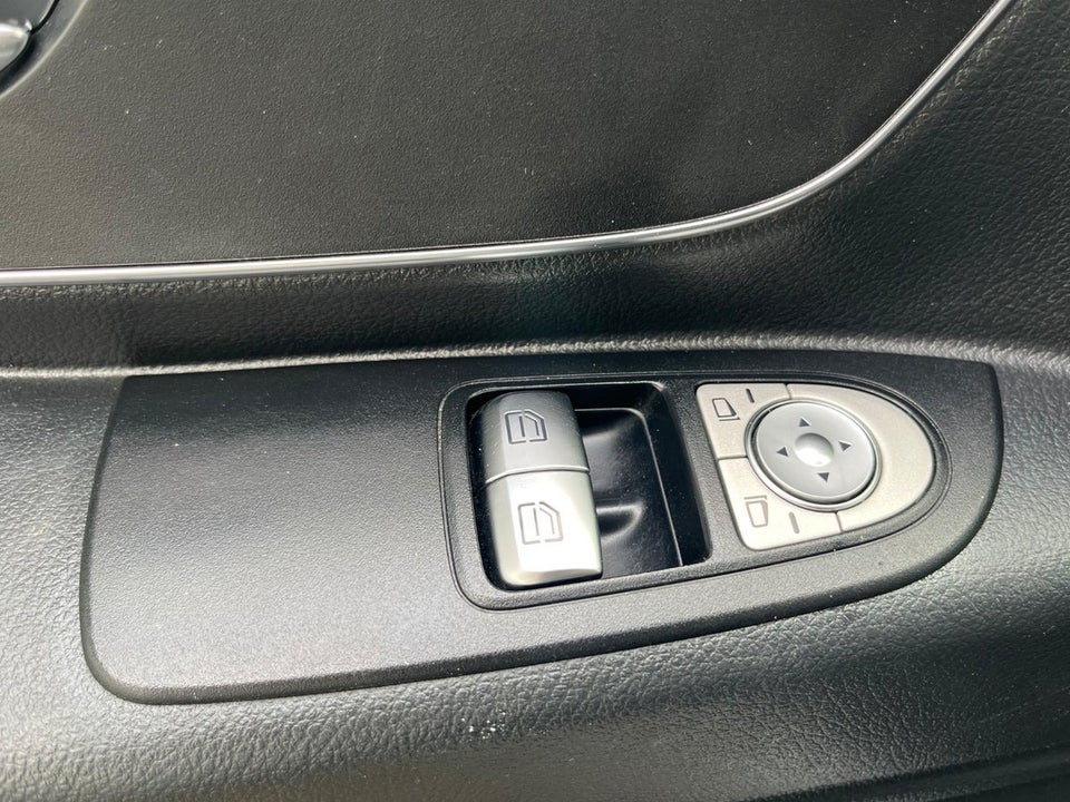 Mercedes Vito 114 2,0 CDi Kassevogn aut. L RWD