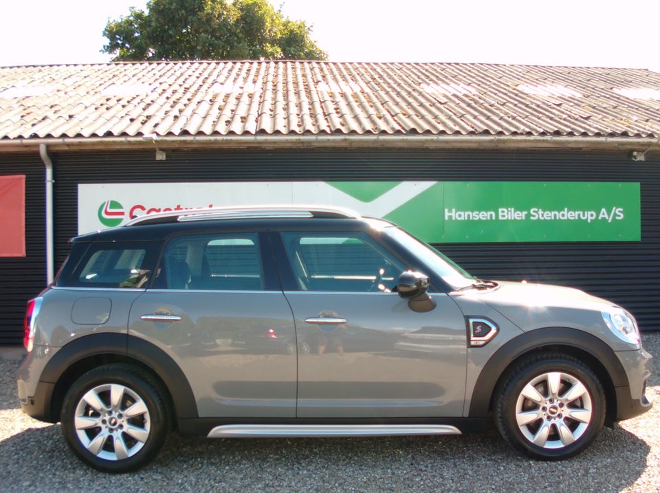 MINI Countryman Cooper S 2,0 Essential aut. 5d