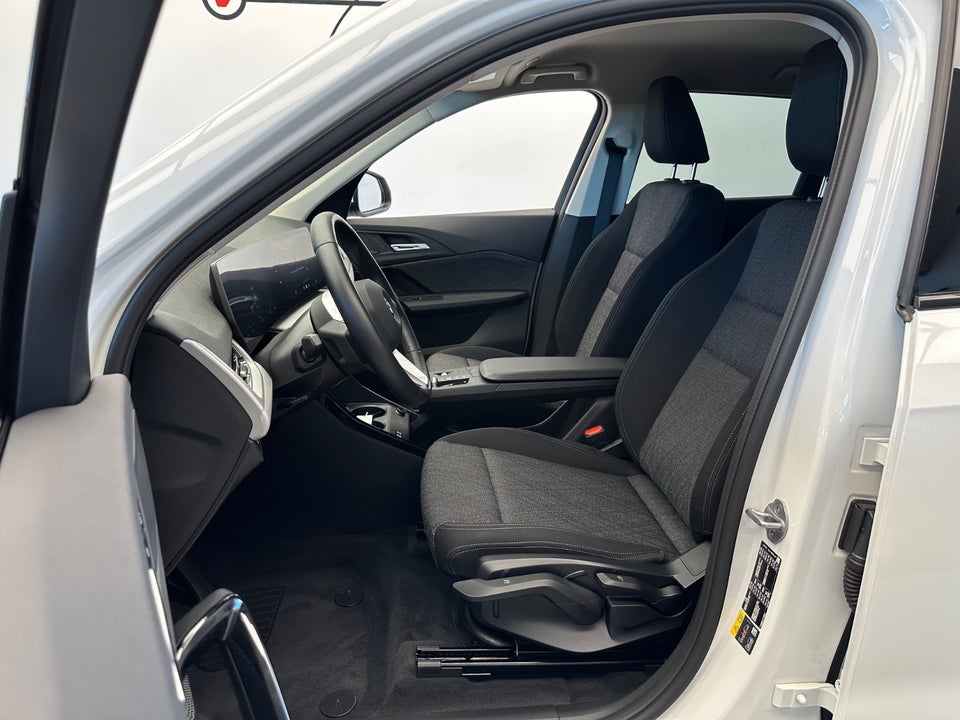 BMW iX1 eDrive20 5d