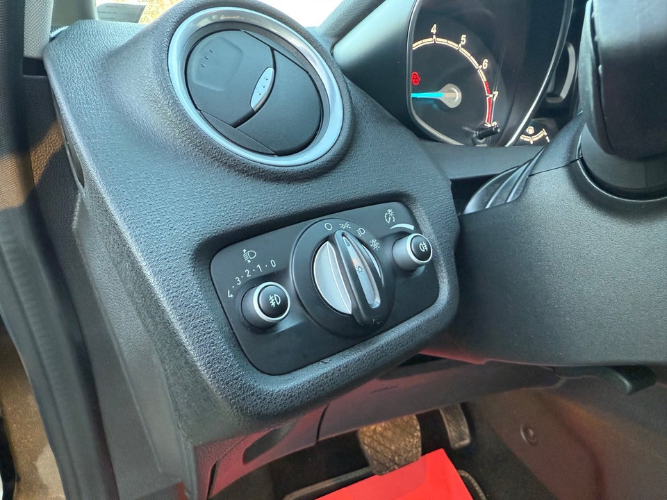 Ford Fiesta 1,0 SCTi 100 Titanium aut. 5d