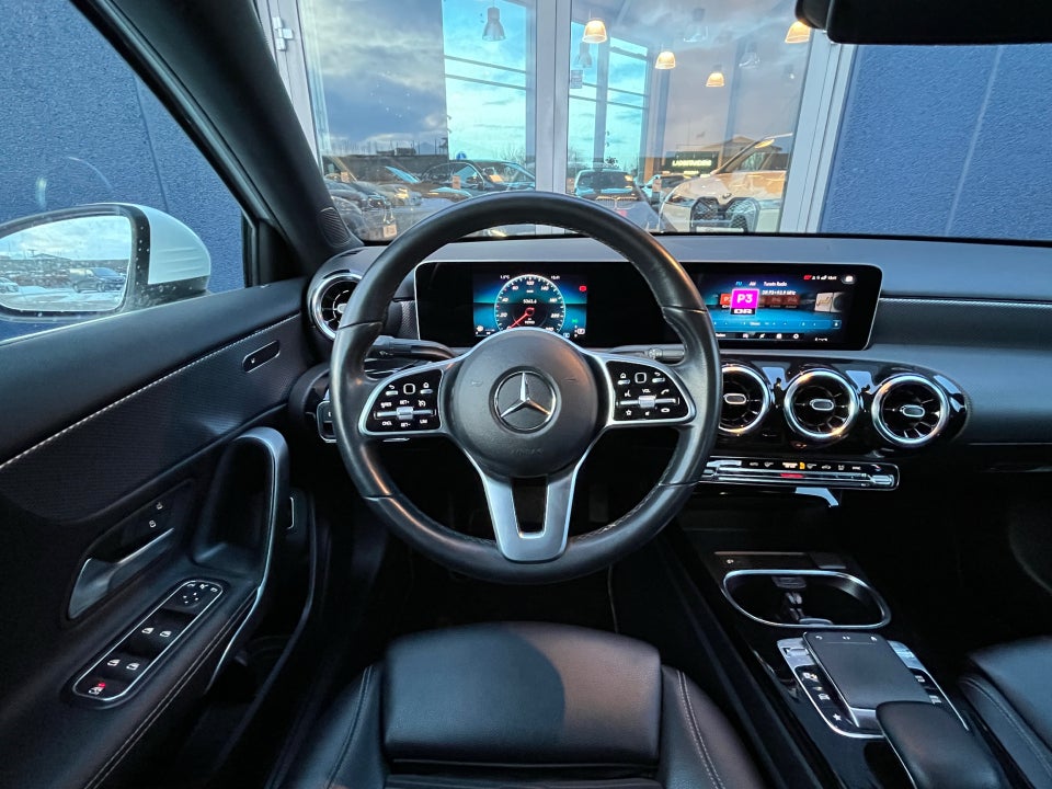 Mercedes A200 1,3 Progressive aut. 4d