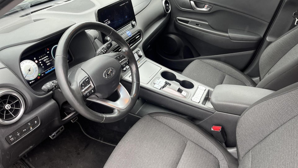 Hyundai Kona 64 EV Premium 5d