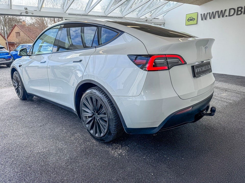 Tesla Model Y RWD 5d