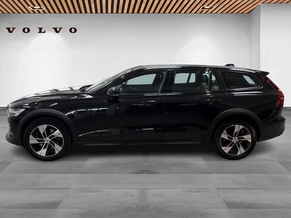 Volvo V60 CC 2,0 B4 197 aut. AWD 5d