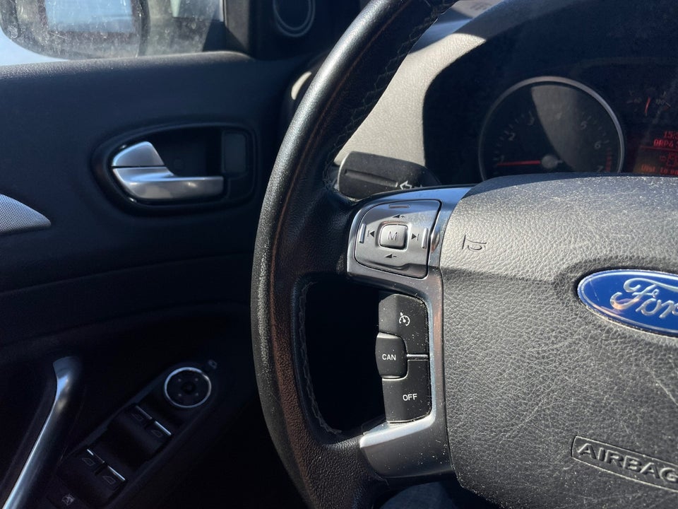 Ford Mondeo 2,0 Ambiente stc. 5d