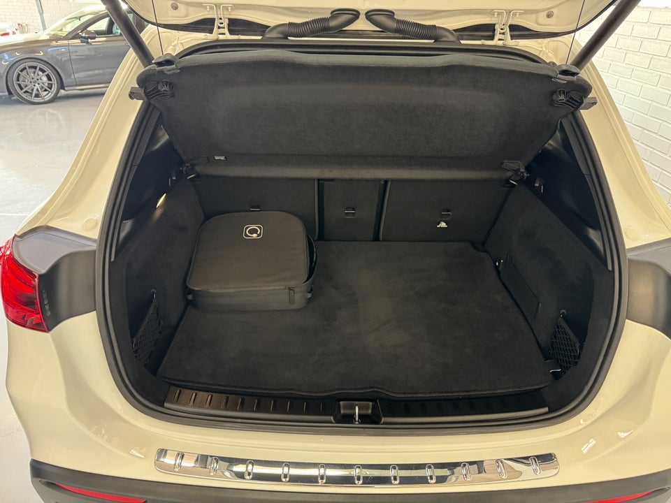 Mercedes EQA250 Progressive 5d