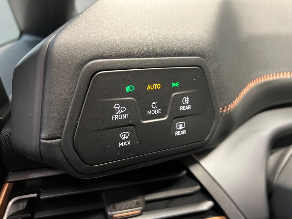 Cupra Born 58  5d