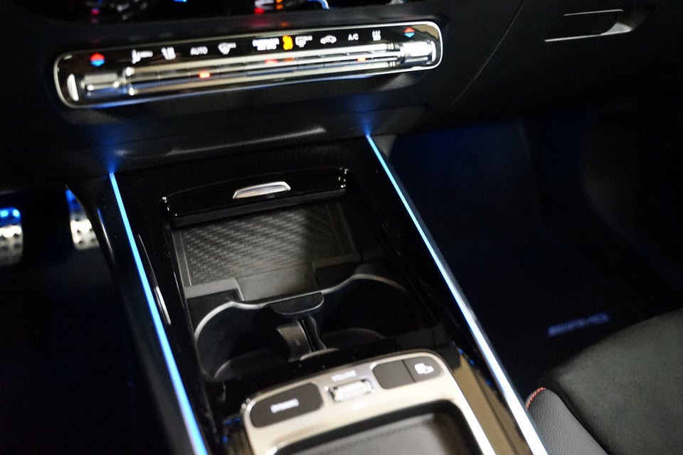 Mercedes EQA300 AMG Line 4Matic 5d