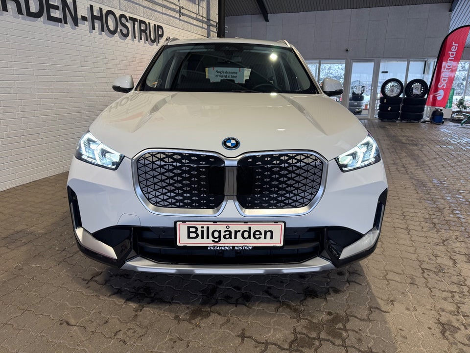 BMW iX1 eDrive20 X-Line 5d