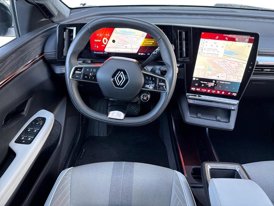 Renault Scenic E-Tech 87 Iconic 5d