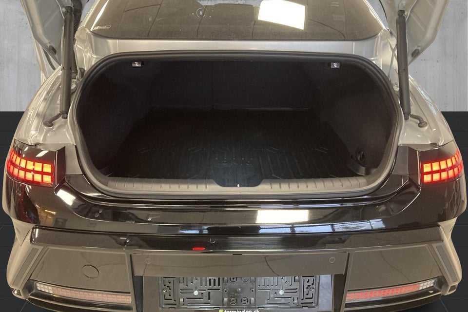 Hyundai Ioniq 6 84 N Line+ AWD 4d