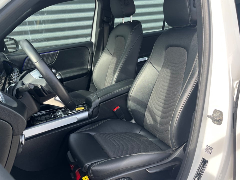 Mercedes EQB350 4Matic 5d