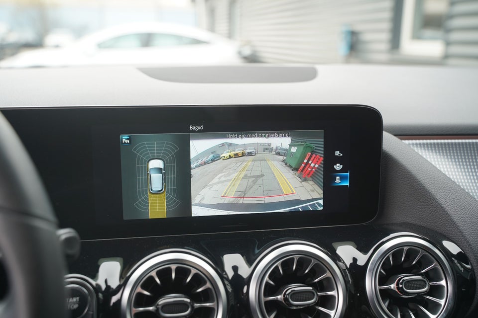 Mercedes EQA250 Progressive 5d