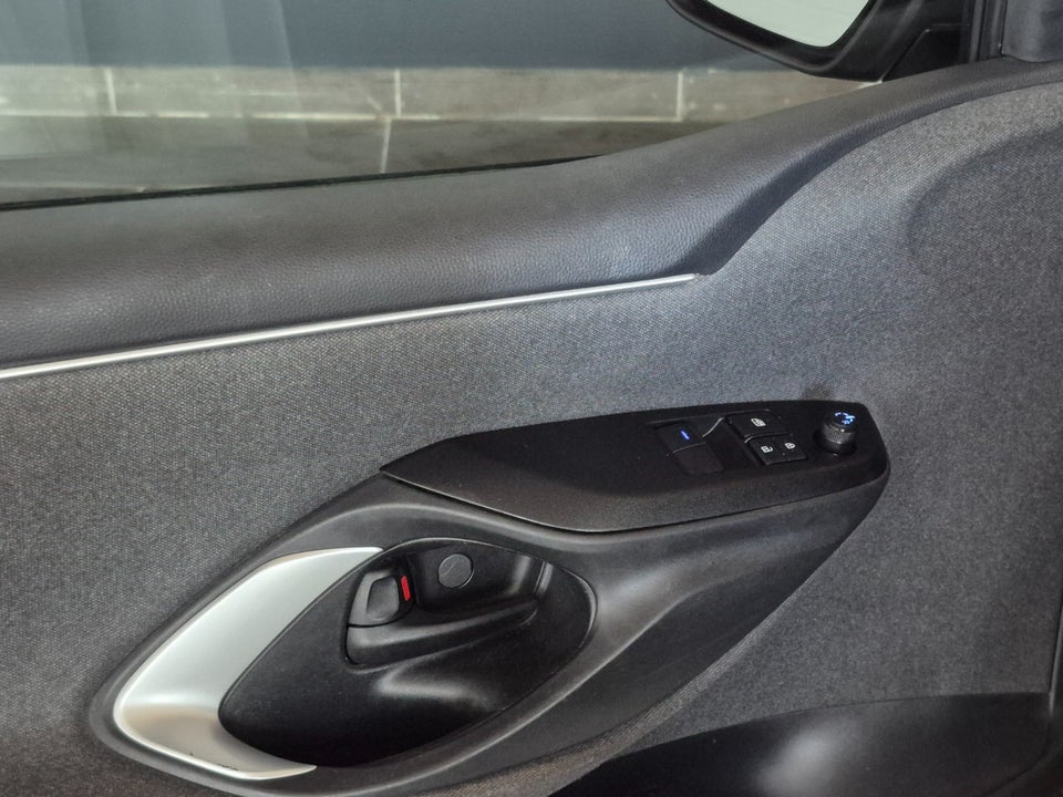 Toyota Yaris 1,5 Hybrid H3 e-CVT 5d