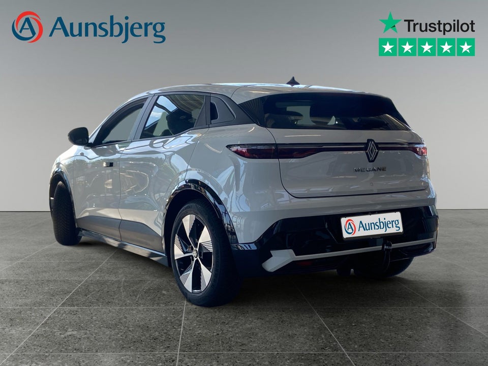 Renault Megane E-Tech 40 Equilibre 5d