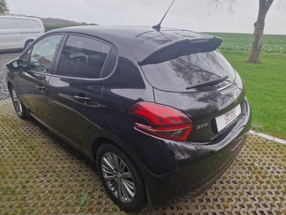 Peugeot 208 1,5 BlueHDi 100 Envy 5d