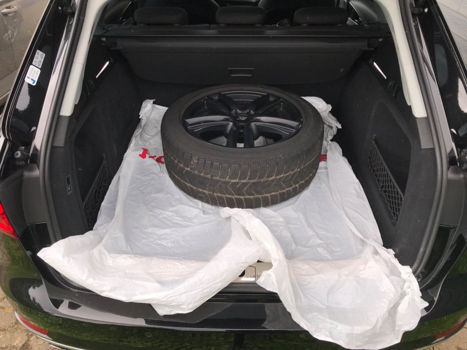 Audi A4 3,0 TDi 218 Sport Avant quattro S-tr 5d