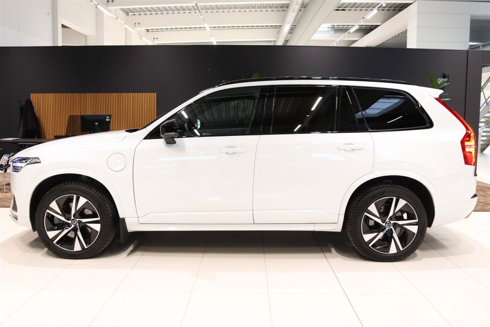 Volvo XC90 2,0 T8 ReCharge R-Design aut. AWD 7prs 5d