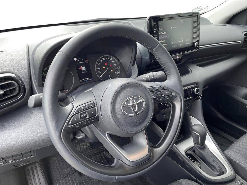 Toyota Yaris 1,5 Hybrid Active Tech e-CVT 5d