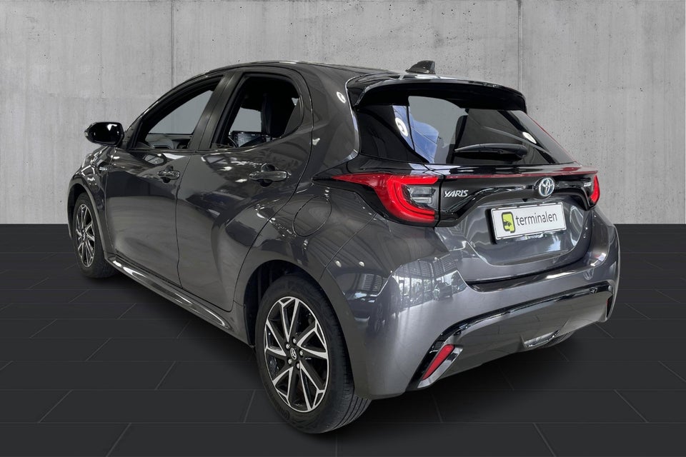 Toyota Yaris 1,5 Hybrid H3 e-CVT 5d
