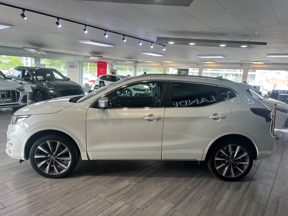 Nissan Qashqai 1,3 Dig-T 160 Tekna+ 5d