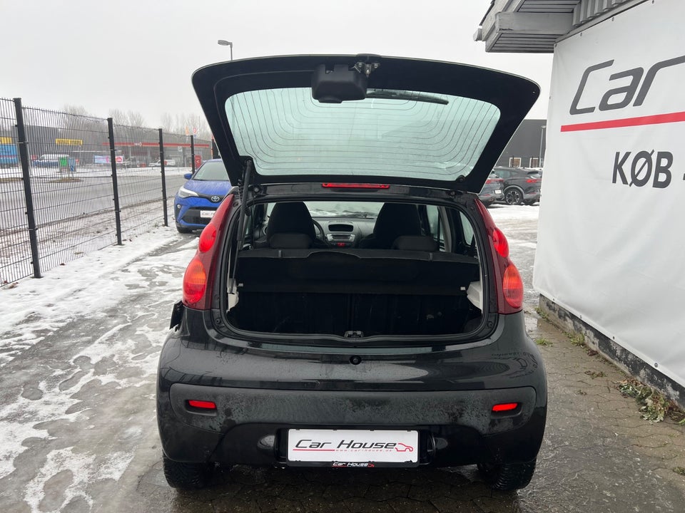 Peugeot 107 1,0 Active 5d