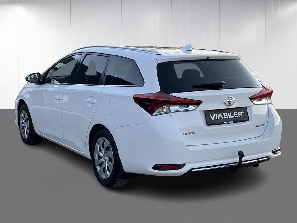 Toyota Auris 1,2 T T2 Comfort Touring Sports 5d