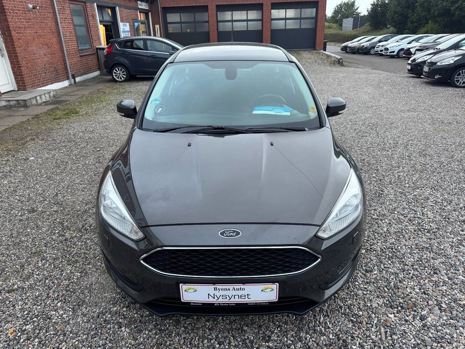 Ford Focus 1,0 SCTi 100 Titanium stc. 5d