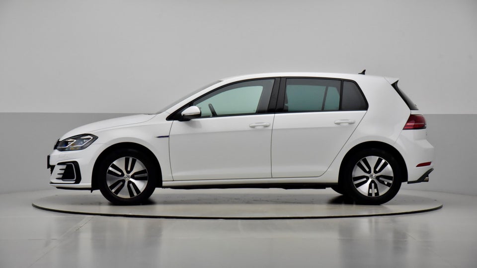 VW Golf VII 1,4 GTE DSG 5d