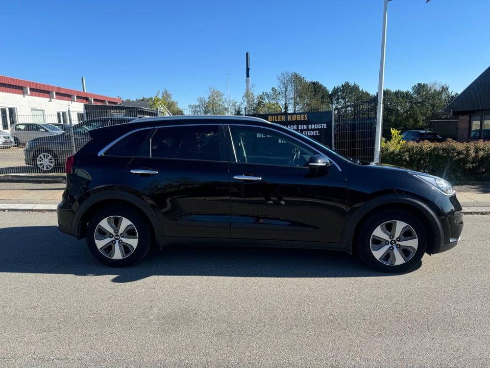 Kia Niro 1,6 PHEV Advance DCT 5d