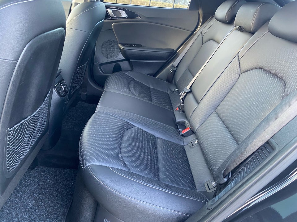 Kia XCeed 1,6 PHEV Upgrade DCT 5d